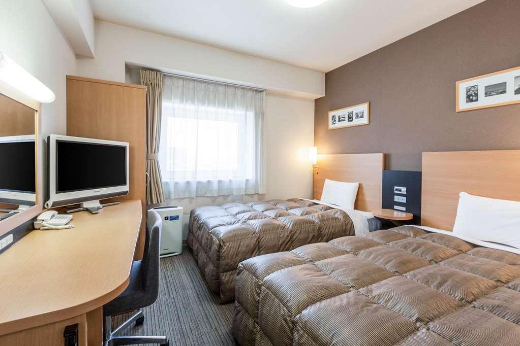 קיטקיושו Comfort Hotel Kurosaki חדר תמונה